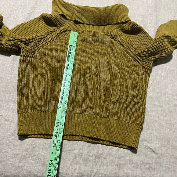 H&M Super Chunky Olive Cowl Neck Knit Sweater Size XS Oversized Fall Classic - Picture 6 of 6